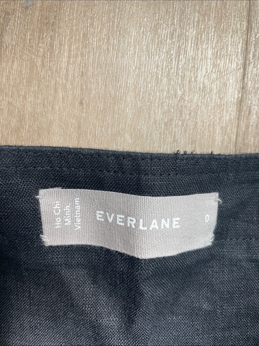 2 Everlane Linen Tank Tops, Yellow and black - Picture 3 of 4